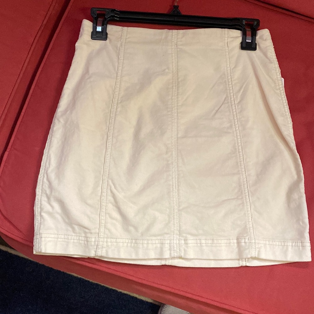 NWT cream skirt